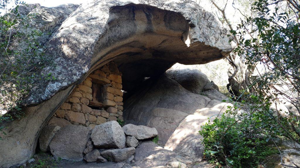 Construction inside the Orii, Corsica