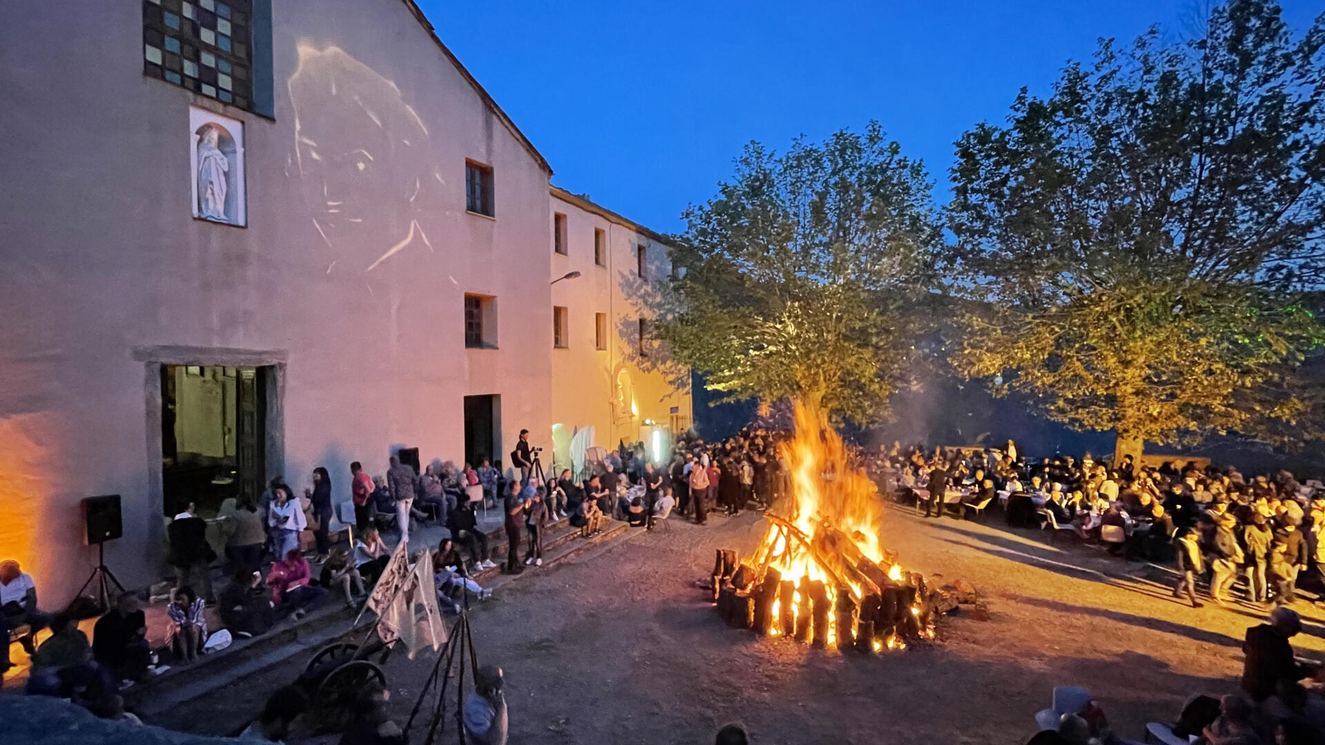 People in Morosaglia for the event I Fochi Paoli in 2022