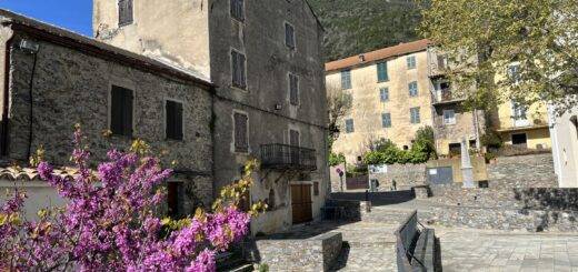 Center of the village of Santa Maria Poggio in Costa Verde, Corsica.