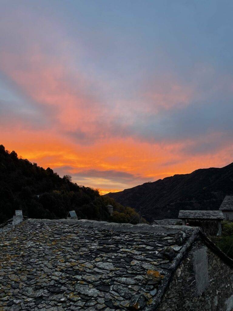 Photo showing the morning sky of corsica, from the village of Ortale.
